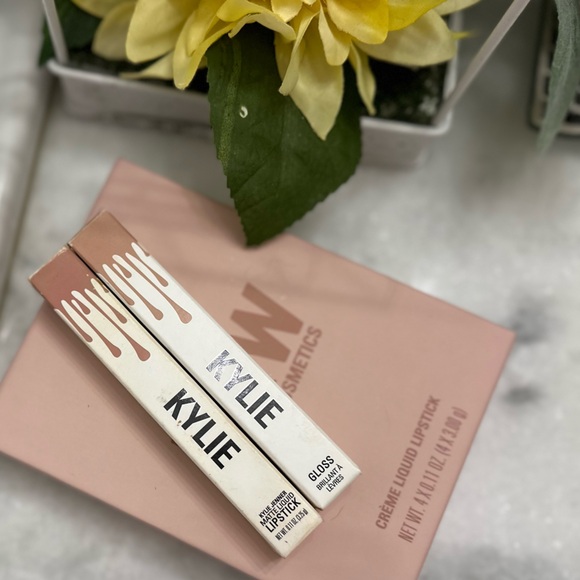 Kylie Cosmetics Gloss - Picture 2 of 4